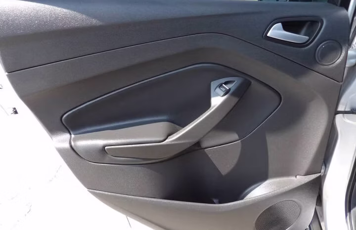 
								2017 Ford Escape full									