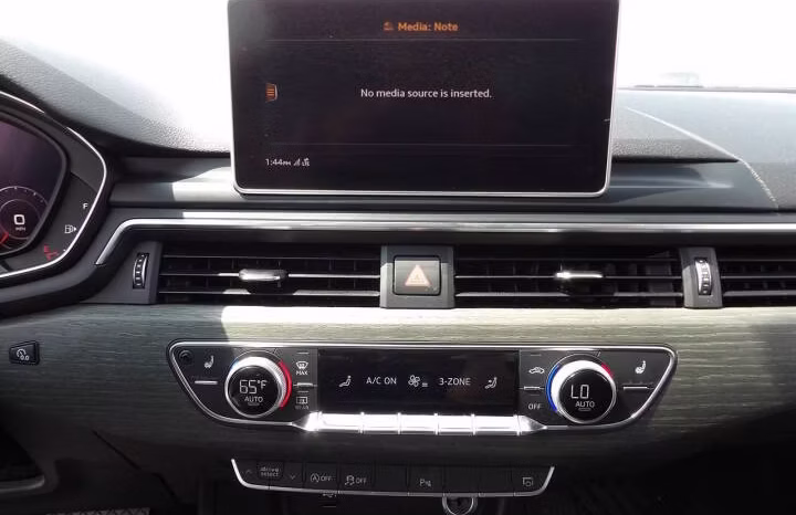 
								2018 Audi A4 full									