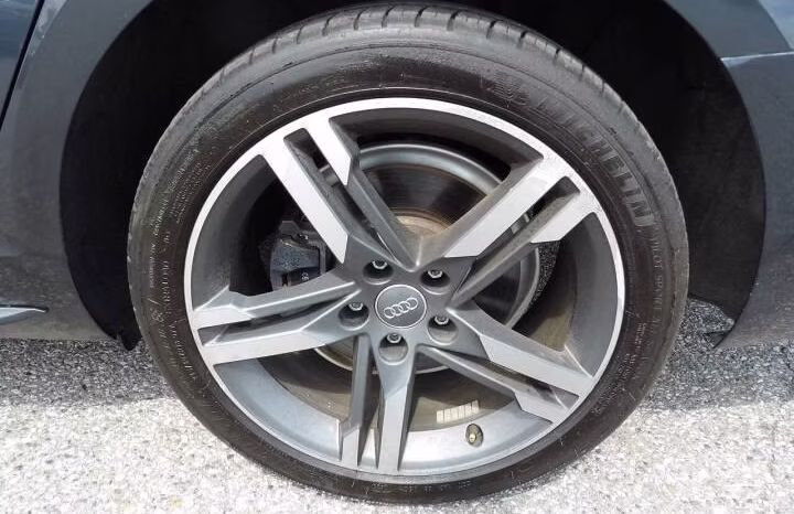 
								2018 Audi A4 full									
