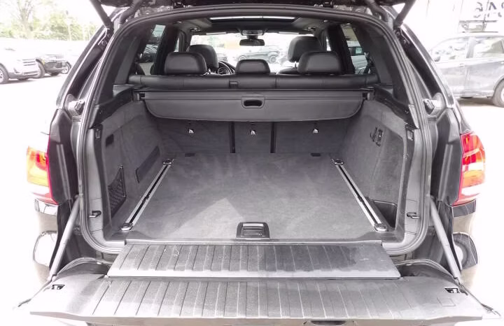 
								2018 BMW X5 full									