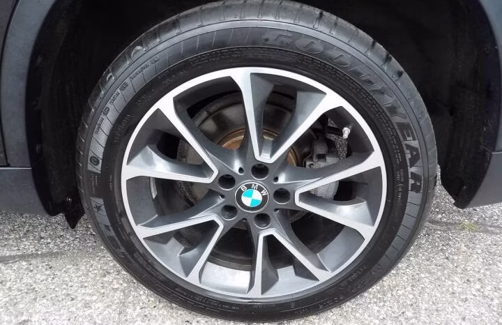 
								2018 BMW X5 full									
