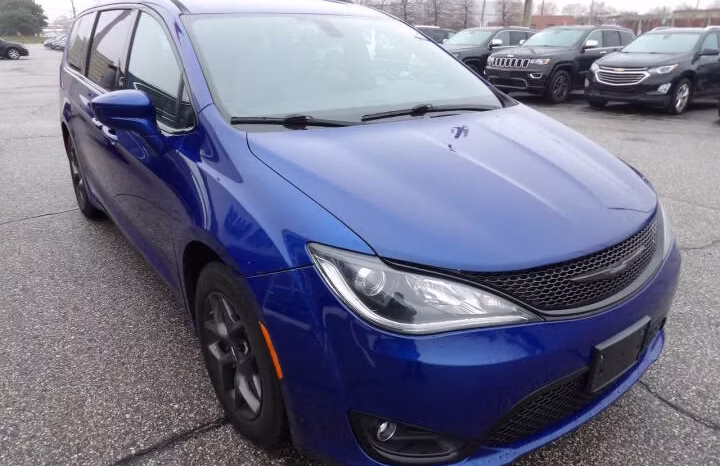 
								2018 Chrysler Pacifica full									