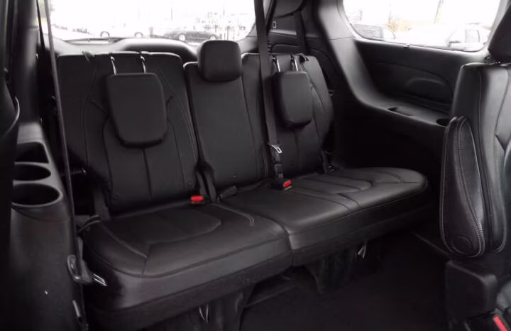 
								2018 Chrysler Pacifica full									