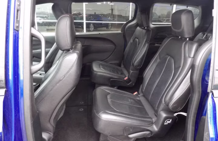 
								2018 Chrysler Pacifica full									