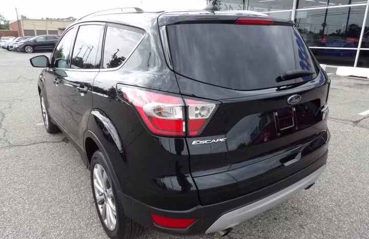 
								2018 Ford Escape full									