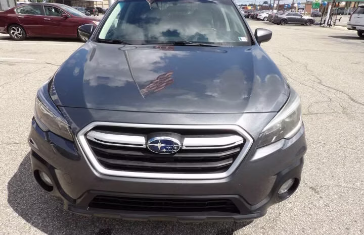 
								2018 Subaru Outback full									