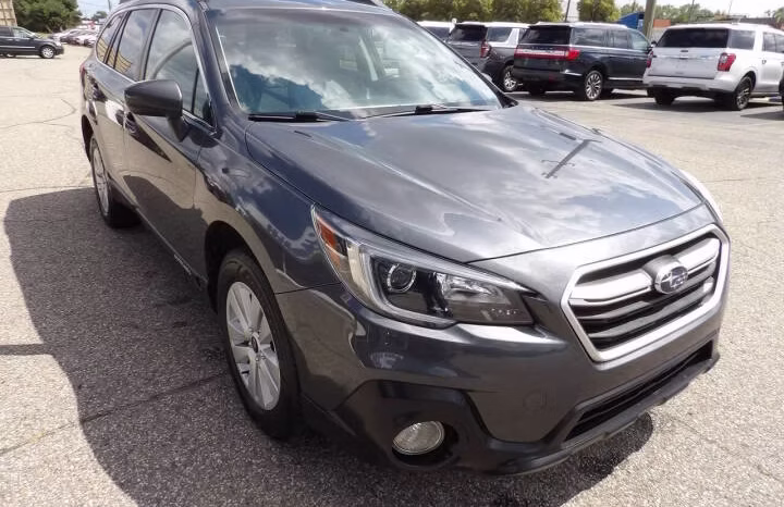 
								2018 Subaru Outback full									