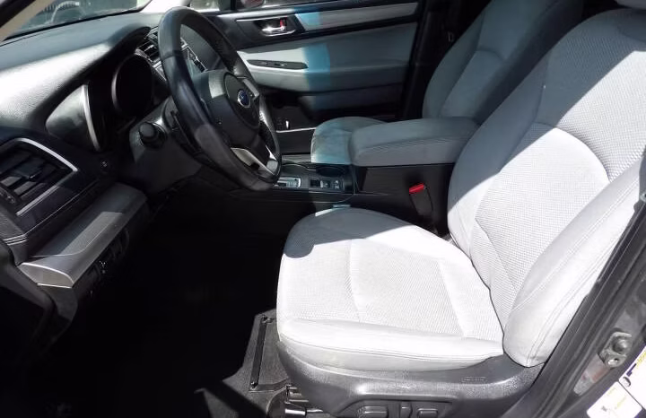 
								2018 Subaru Outback full									