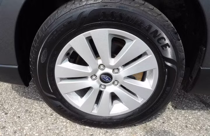 
								2018 Subaru Outback full									