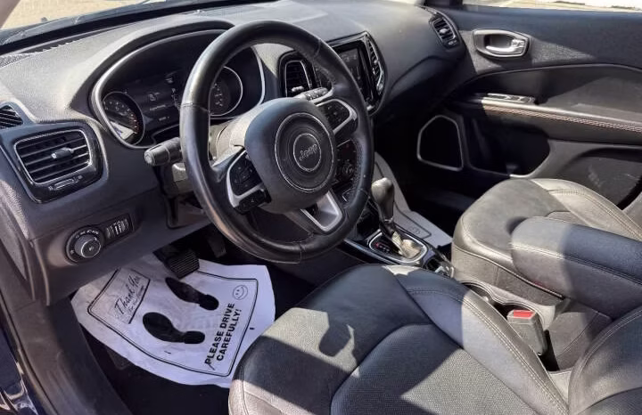 
								2019 Jeep Compass full									