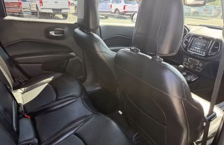 
								2019 Jeep Compass full									