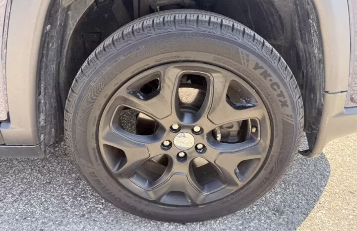 
								2019 Jeep Compass full									