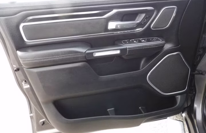 
								2019 Ram 1500 full									
