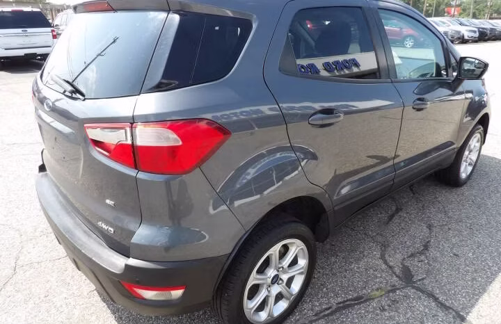 
								2020 Ford EcoSport full									