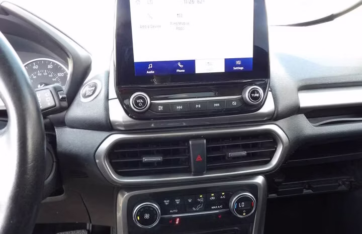 
								2020 Ford EcoSport full									