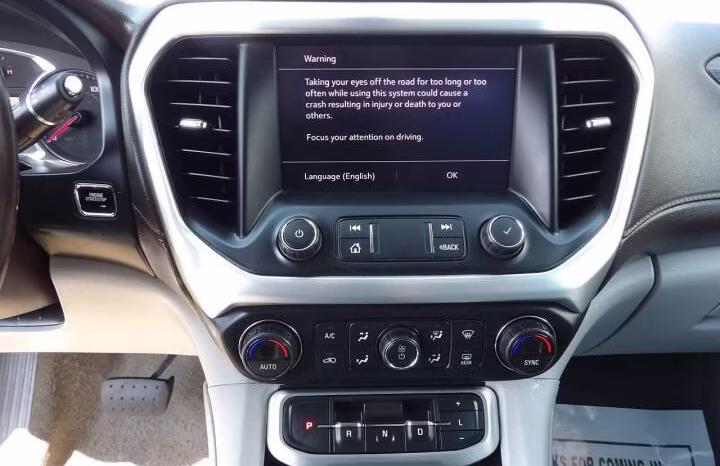 
								2020 GMC Acadia full									