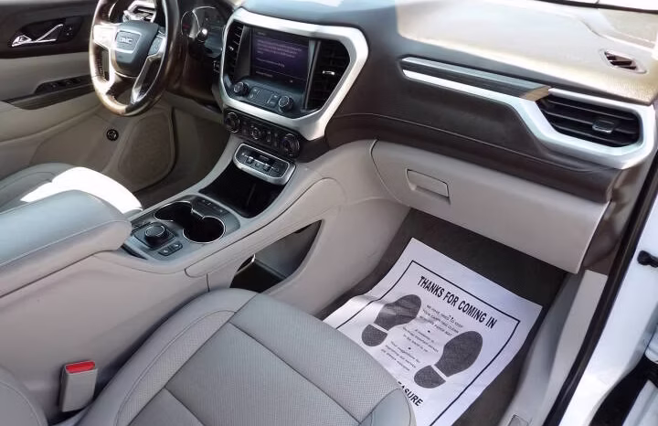 
								2020 GMC Acadia full									