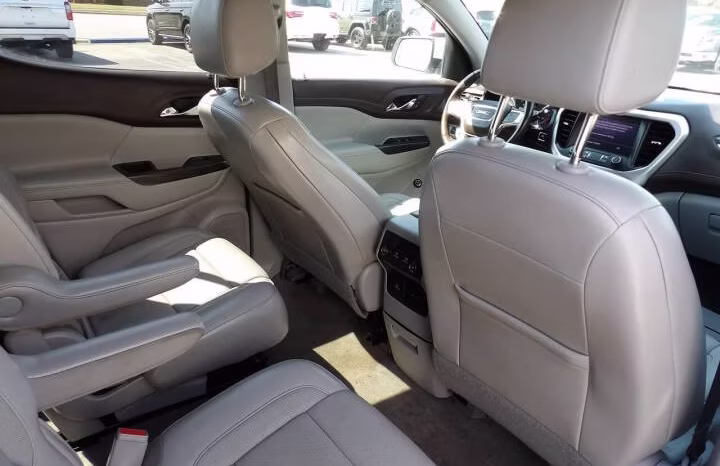 
								2020 GMC Acadia full									
