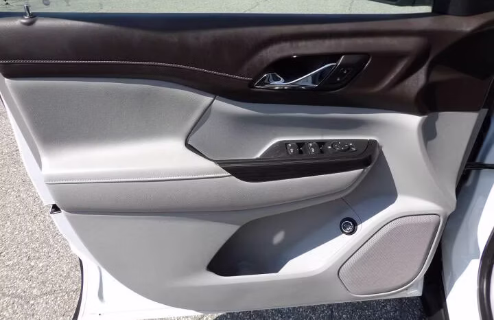 
								2020 GMC Acadia full									
