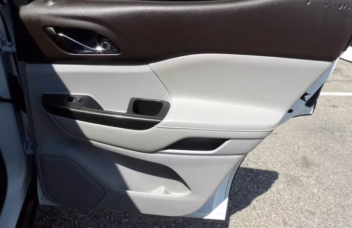 
								2020 GMC Acadia full									