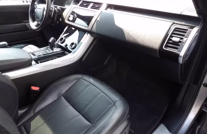 
								2021 Land Rover Range Rover Sport full									