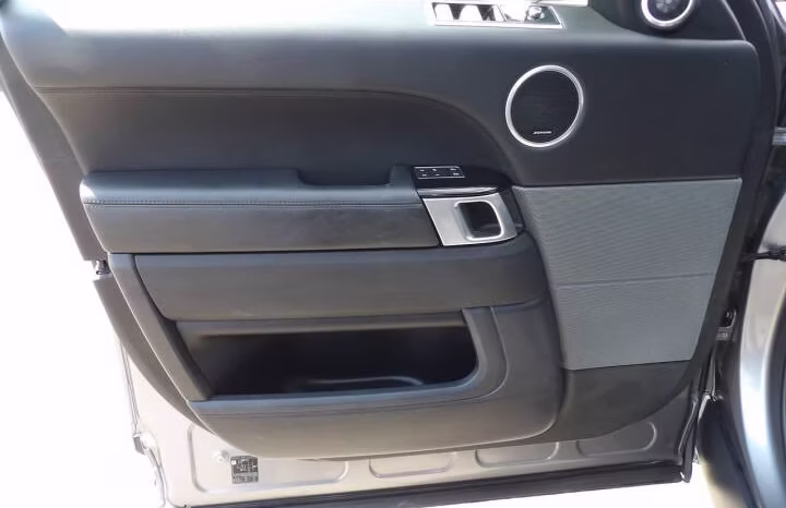 
								2021 Land Rover Range Rover Sport full									