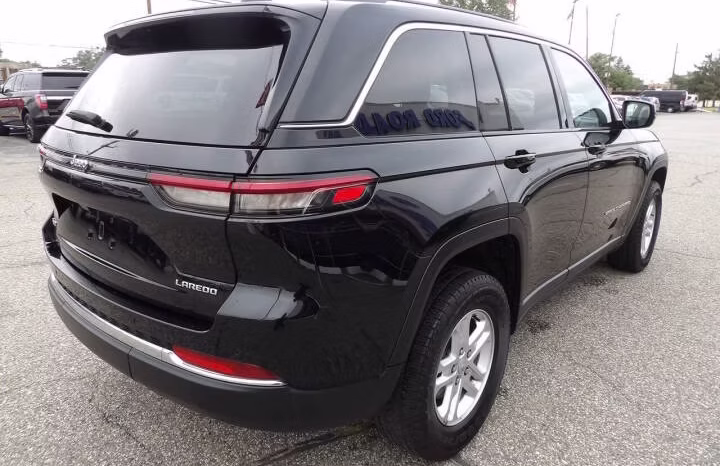 
								2023 Jeep Grand Cherokee full									